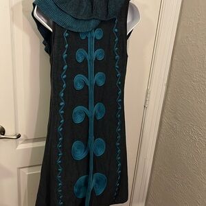 Gray and turquoise knit sweater open in the front w/ great details on back - S